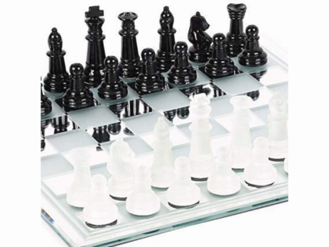 Best Glass chess set