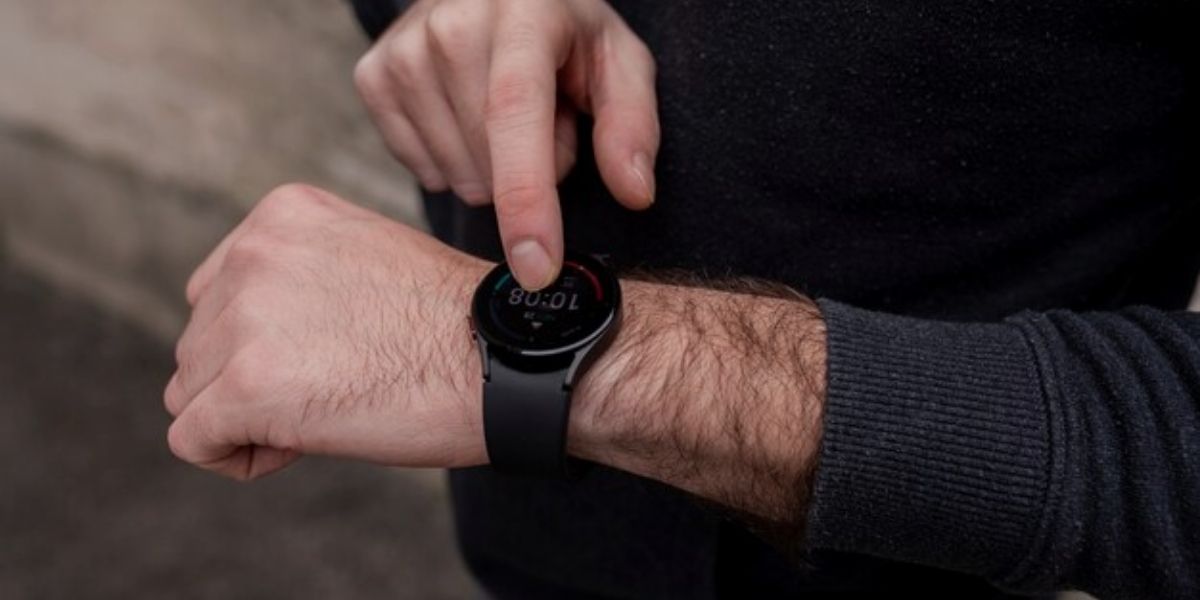 Men's Smartwatches